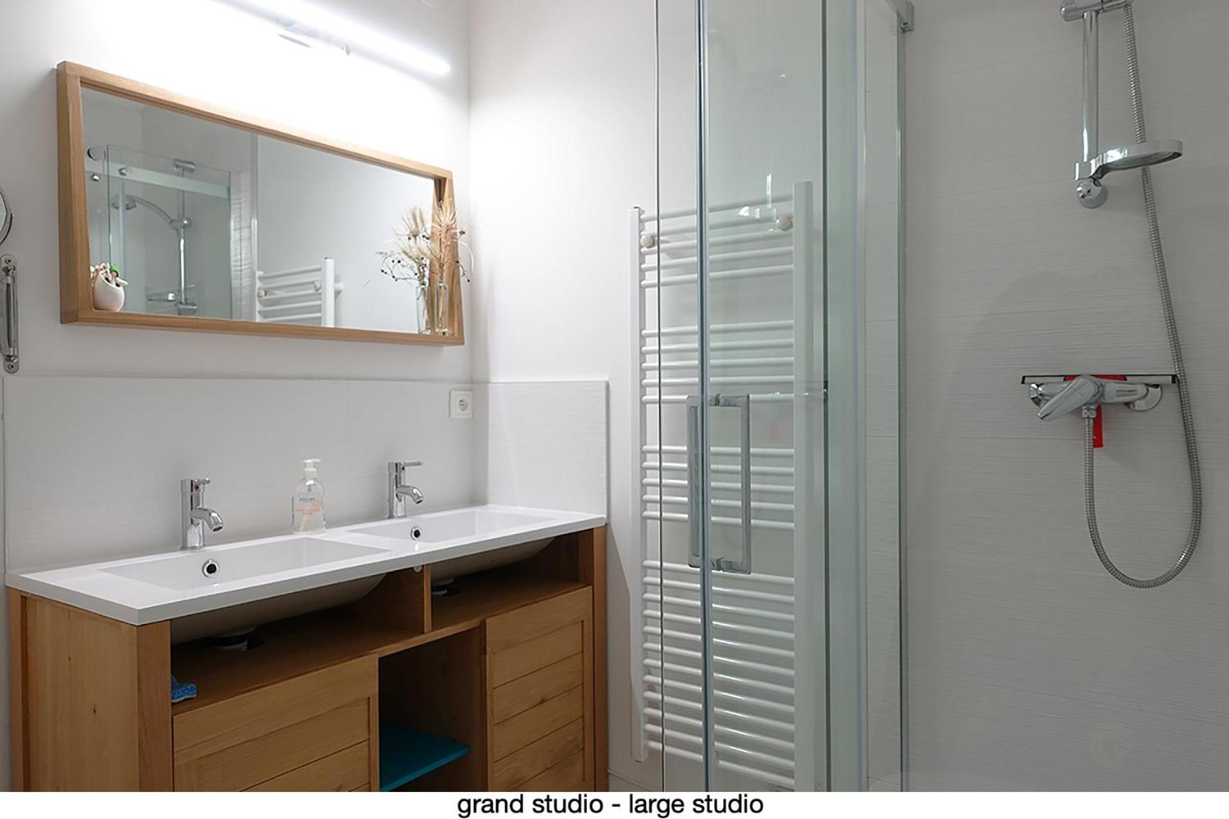 456 Chemin De La Pinede Apartment Ментона Екстериор снимка