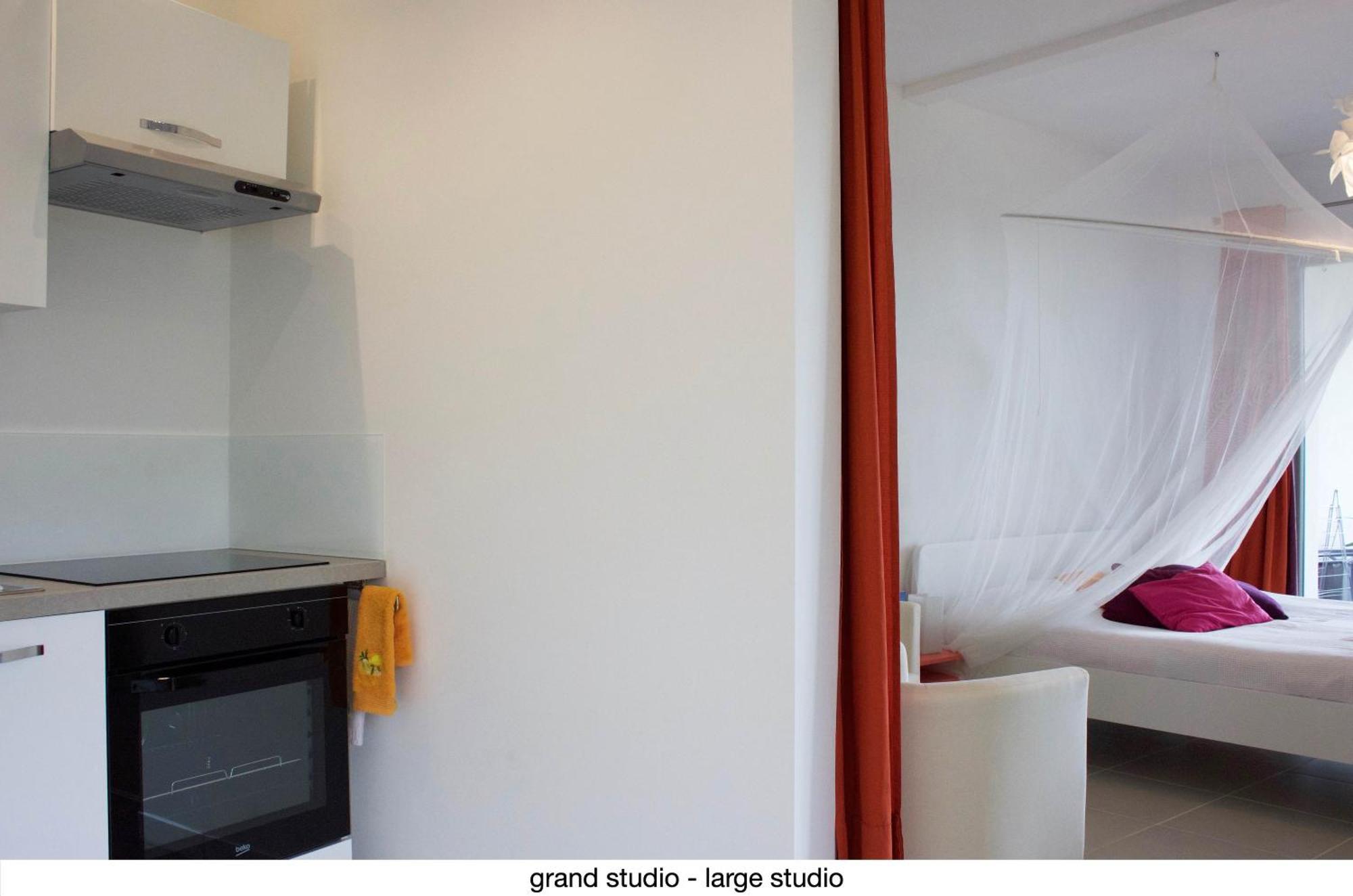 456 Chemin De La Pinede Apartment Ментона Екстериор снимка